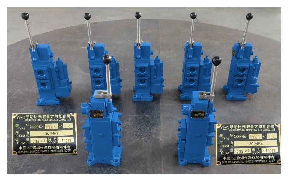 35SFRE-MO25-H3 Control Valve For The Hydraulic Which &  Winch Control Valve Wiht Repair Kit