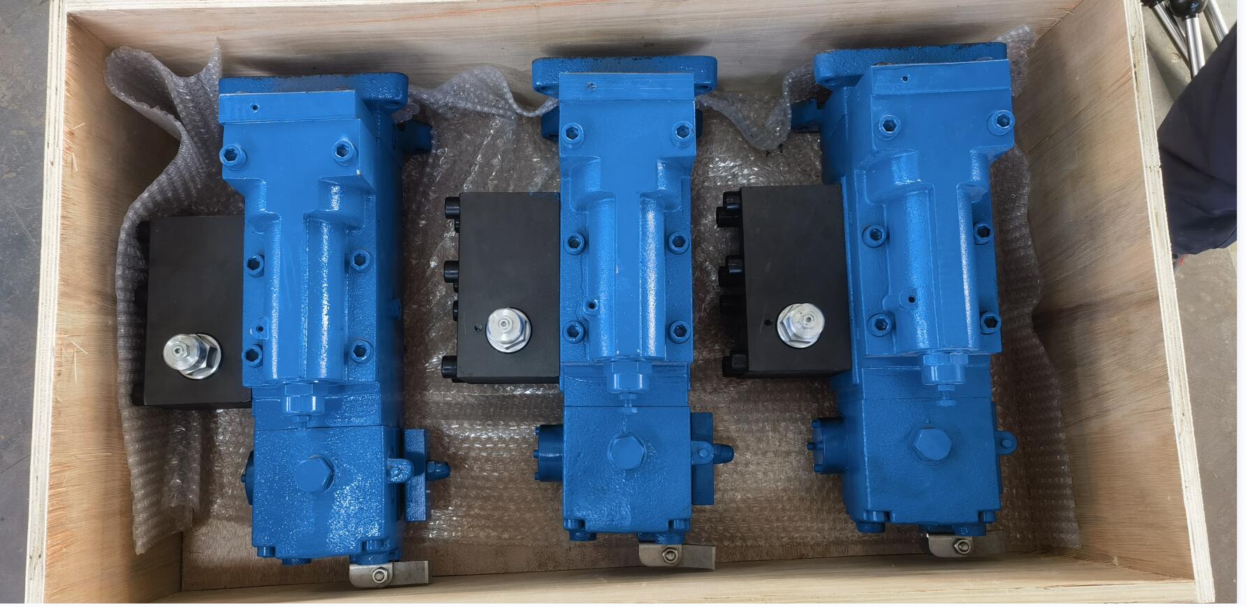 Packing and Shipping For 35SFRE-MY25-H4 WINCH CONTROL VALVE & Marine ...